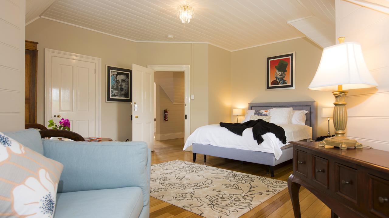 Arcoona Manor Bed & Breakfast Deloraine Ngoại thất bức ảnh