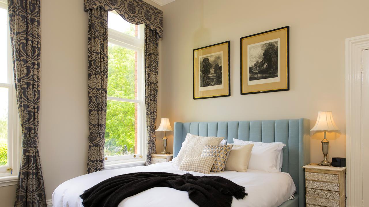 Arcoona Manor Bed & Breakfast Deloraine Ngoại thất bức ảnh